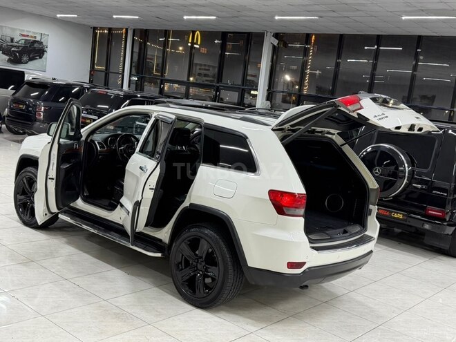 Jeep Grand Cherokee 2011, 193,000 km - 3.6 l - Sumqayıt