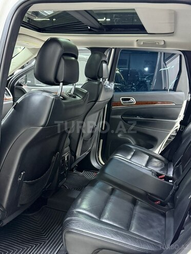 Jeep Grand Cherokee 2011, 193,000 km - 3.6 l - Sumqayıt