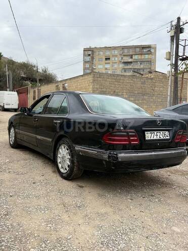 Mercedes E 220 1999, 631,000 km - 2.2 л - Bakı