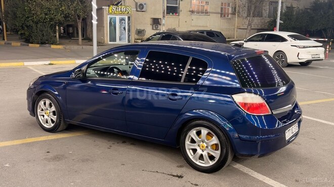 Opel Astra 2005, 216,000 km - 1.4 л - Bakı