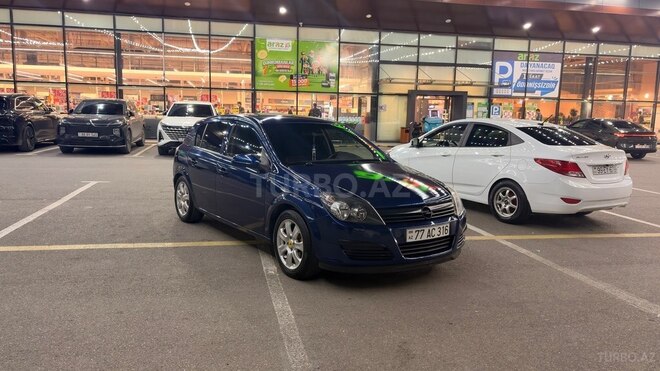 Opel Astra 2005, 216,000 km - 1.4 л - Bakı