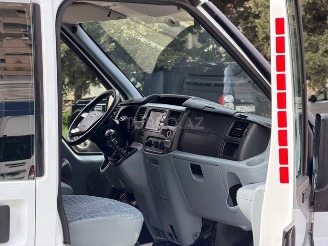 Ford Transit 2012, 221,000 km - 2.2 л - Bakı