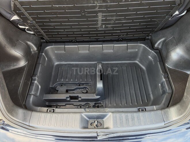 Nissan Juke 2011, 212,000 km - 1.6 л - Bakı