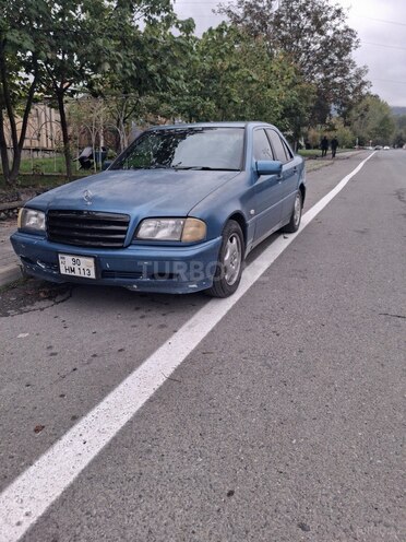 Mercedes C 200 1997, 380,000 km - 2.0 l - Qəbələ