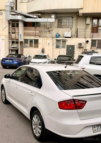 SEAT Toledo 2015, 155,000 km - 1.4 l - Bakı