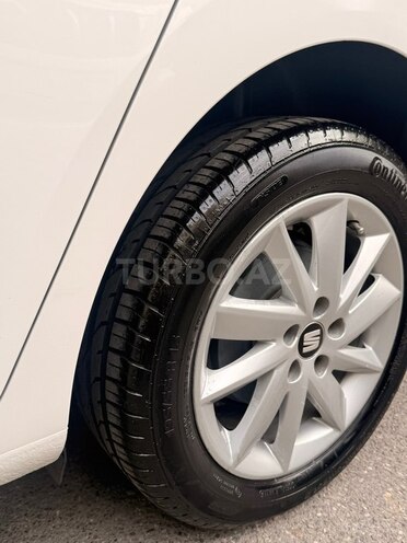 SEAT Toledo 2015, 155,000 km - 1.4 l - Bakı
