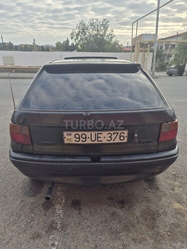 Opel Astra 1993, 350,000 km - 1.4 л - Bakı
