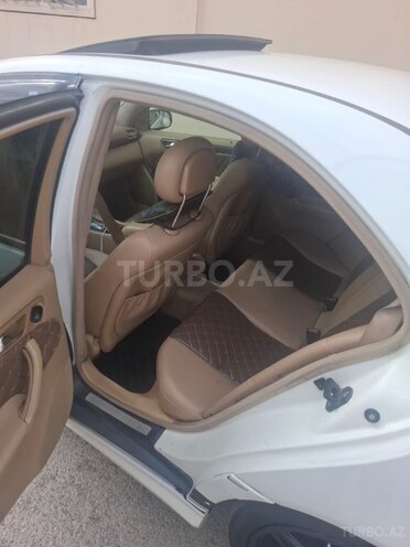 Mercedes C 240 2003, 293,523 km - 2.6 l - Bakı