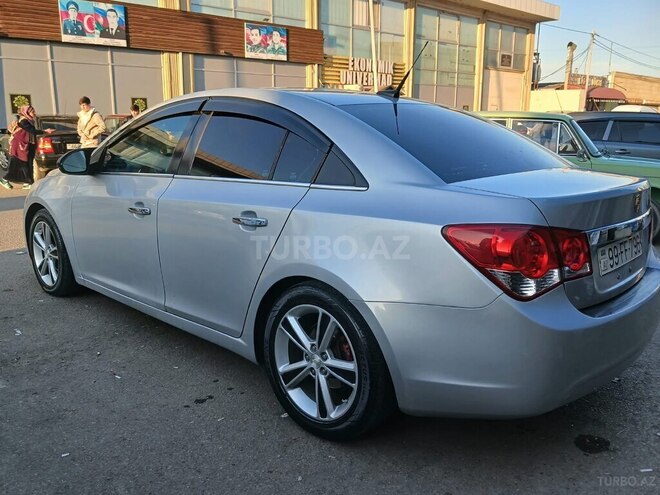 Chevrolet Cruze 2013, 30,000 km - 1.4 l - Tovuz