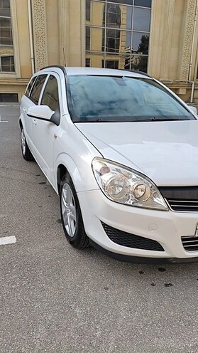 Opel Astra 2009, 208,600 km - 1.4 l - Bakı