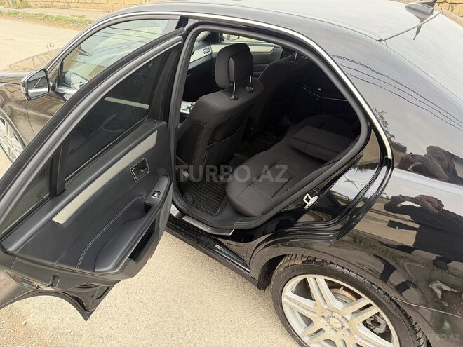 Mercedes E 250 2015, 276,000 km - 2.1 l - Bakı