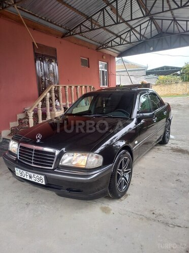 Mercedes C 240 2000, 392,423 km - 2.4 л - İmişli