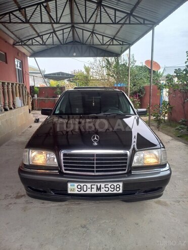 Mercedes C 240 2000, 392,423 km - 2.4 л - İmişli