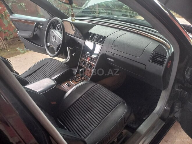 Mercedes C 240 2000, 392,423 km - 2.4 л - İmişli