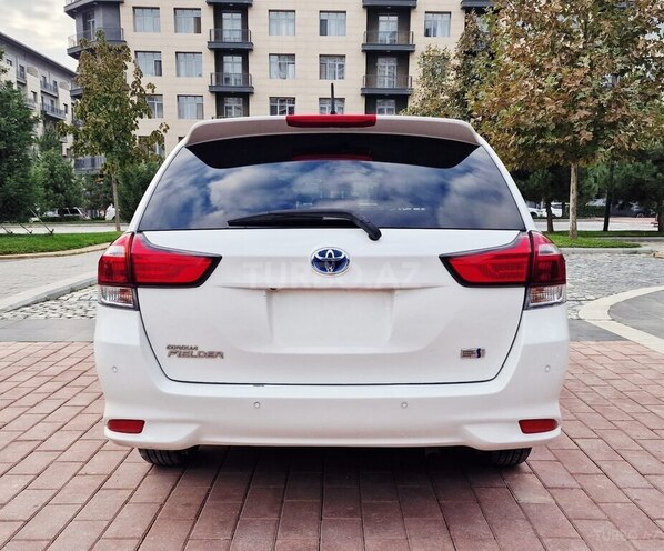 Toyota Corolla Fielder 2018, 195,000 km - 1.5 л - Bakı