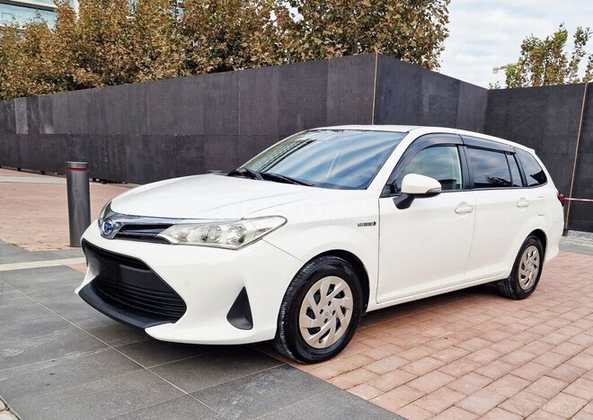 Toyota Corolla Fielder 2018, 195,000 km - 1.5 л - Bakı