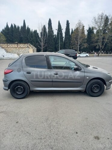 Peugeot 206 2006, 200,000 km - 1.6 l - Gəncə