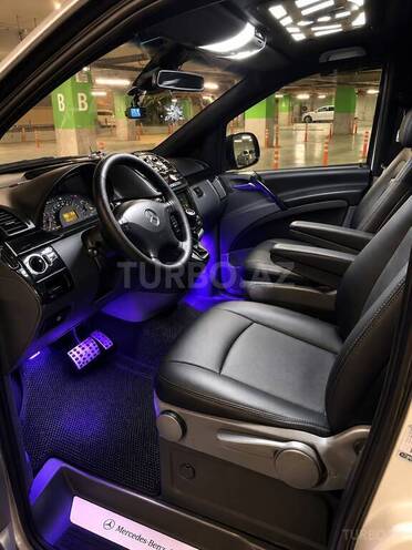 Mercedes Viano 2006, 380,000 km - 2.1 л - Bakı