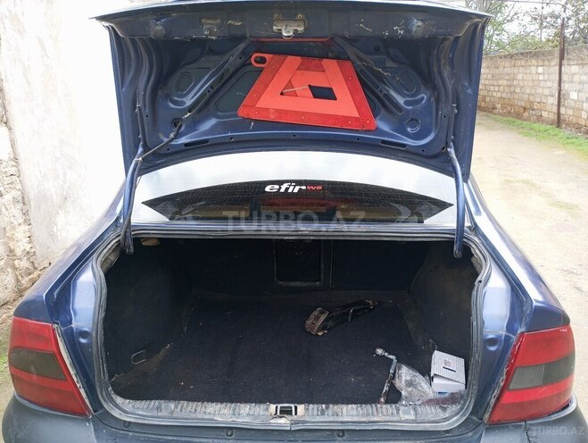 Opel Vectra 1997, 350,000 km - 1.8 l - Hacıqabul