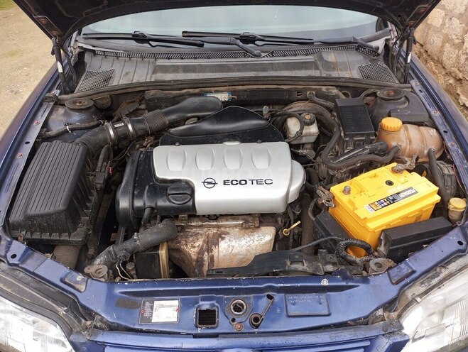 Opel Vectra 1997, 350,000 km - 1.8 l - Hacıqabul