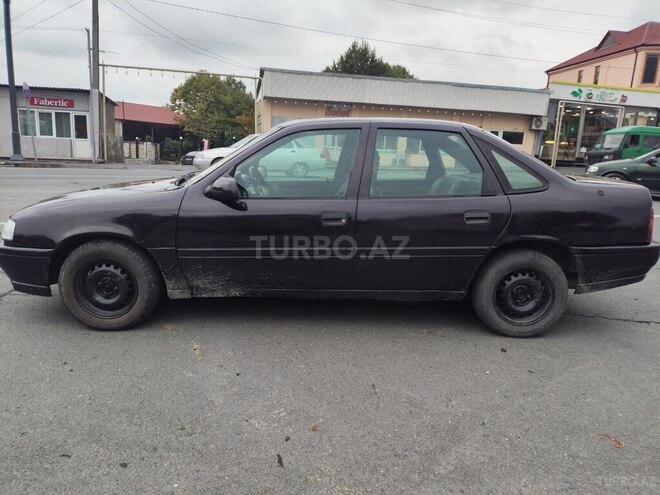 Opel Vectra 1994, 666,666 km - 1.6 л - Zaqatala