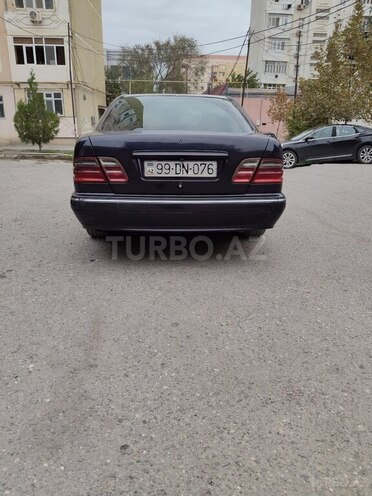 Mercedes E 220 1999, 715,596 km - 2.2 l - Sumqayıt