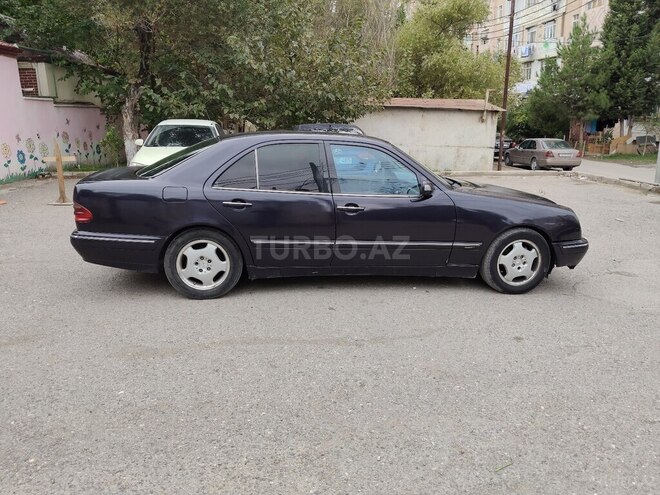 Mercedes E 220 1999, 715,596 km - 2.2 l - Sumqayıt