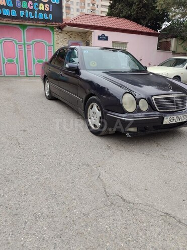 Mercedes E 220 1999, 715,596 km - 2.2 l - Sumqayıt
