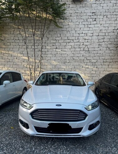 Ford Fusion (North America) 2015, 190,000 km - 2.0 л - Bakı