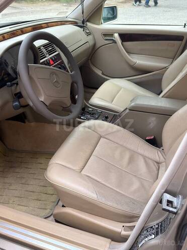 Mercedes C 230 1999, 307,385 km - 2.3 l - Bakı