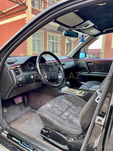 Mercedes E 220 1998, 432,000 km - 2.2 l - Bakı