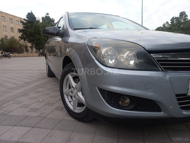 Opel Astra 2009, 330,000 km - 1.4 l - Sumqayıt