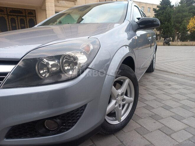 Opel Astra 2009, 330,000 km - 1.4 l - Sumqayıt