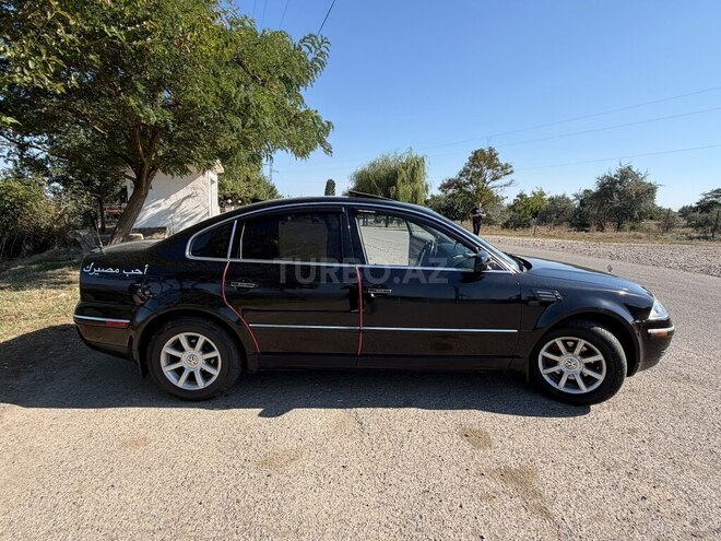 Volkswagen Passat 2003, 340,000 km - 1.8 л - Qusar