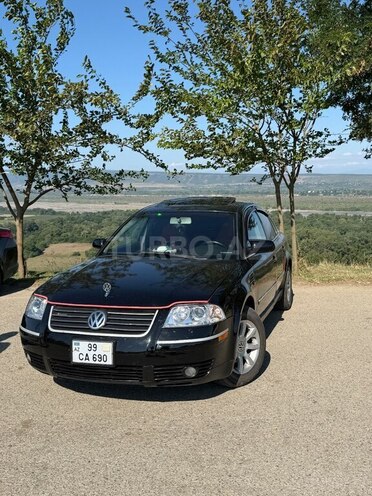 Volkswagen Passat 2003, 340,000 km - 1.8 л - Qusar