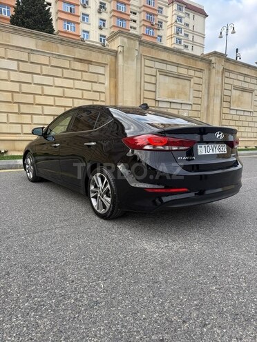 Hyundai Elantra 2016, 240,328 km - 2.0 л - Bakı