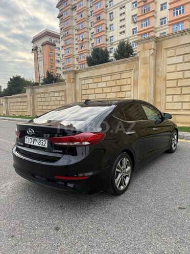 Hyundai Elantra 2016, 240,328 km - 2.0 л - Bakı