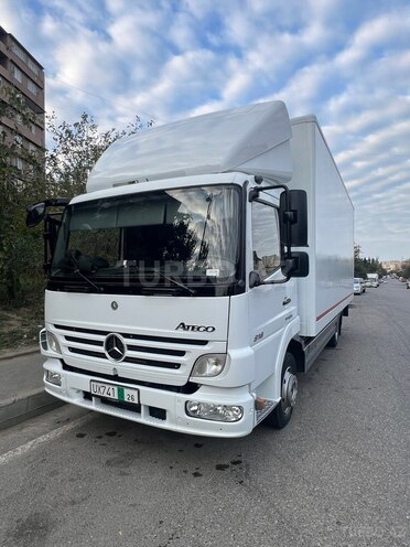 Mercedes Atego 818 2010, 403,709 km - 4.3 l - Bakı