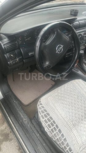 Opel Omega 1995, 350,000 km - 2.0 l - Qəbələ