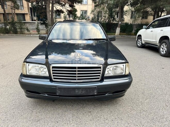 Mercedes C 220 1998, 560,000 km - 2.2 l - Bakı