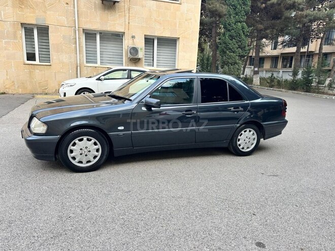Mercedes C 220 1998, 560,000 km - 2.2 l - Bakı