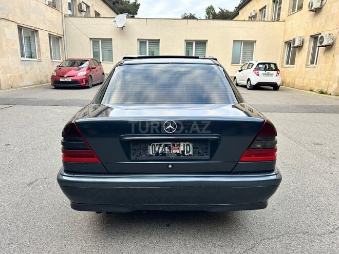 Mercedes C 220 1998, 560,000 km - 2.2 l - Bakı