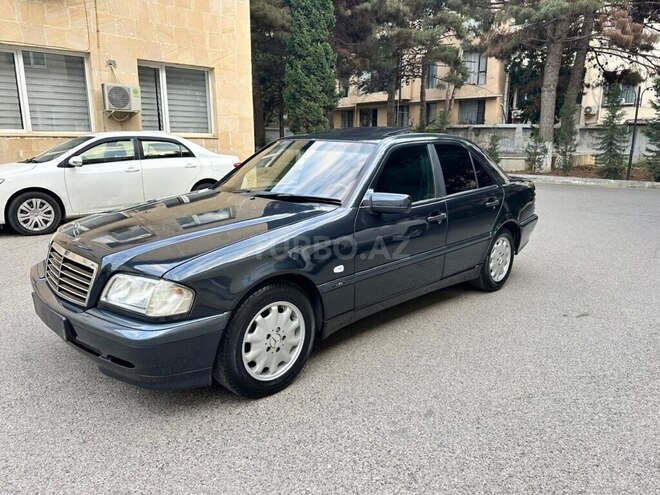 Mercedes C 220 1998, 560,000 km - 2.2 l - Bakı