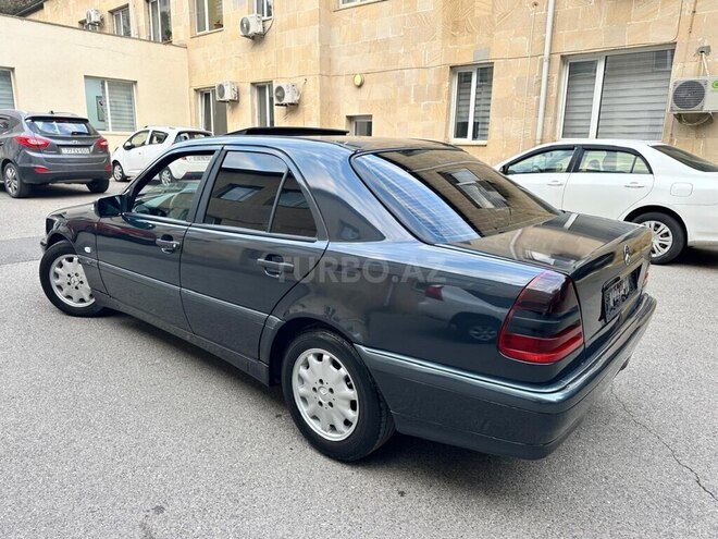 Mercedes C 220 1998, 560,000 km - 2.2 l - Bakı