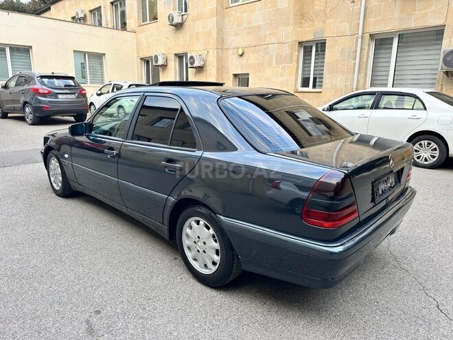 Mercedes C 220 1998, 560,000 km - 2.2 l - Bakı