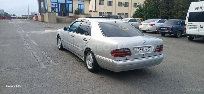 Mercedes E 220 1998, 635,000 km - 2.2 л - Qazax
