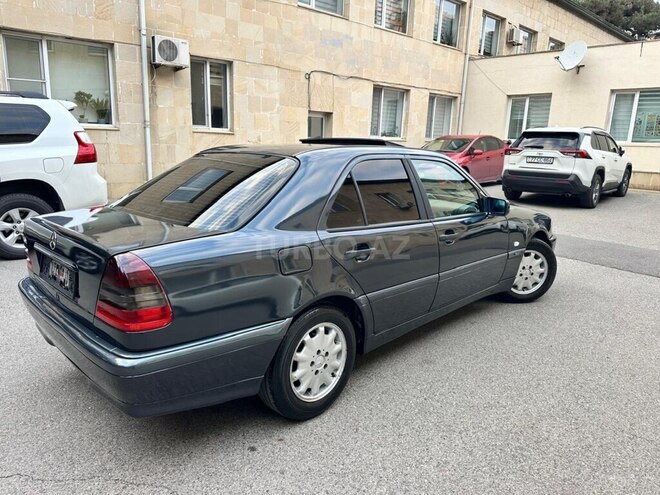 Mercedes C 220 1998, 560,000 km - 2.2 l - Bakı