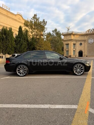 BMW 745 2004, 262,000 km - 4.4 l - Bakı
