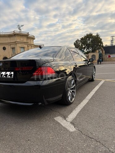 BMW 745 2004, 262,000 km - 4.4 l - Bakı
