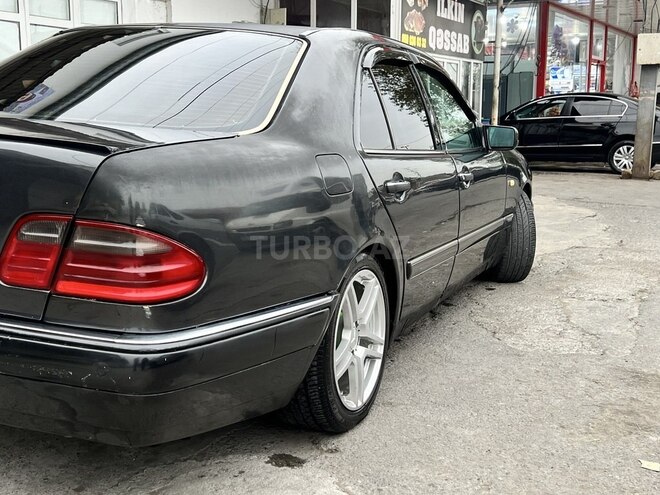 Mercedes E 230 1996, 453,500 km - 2.3 l - Göyçay